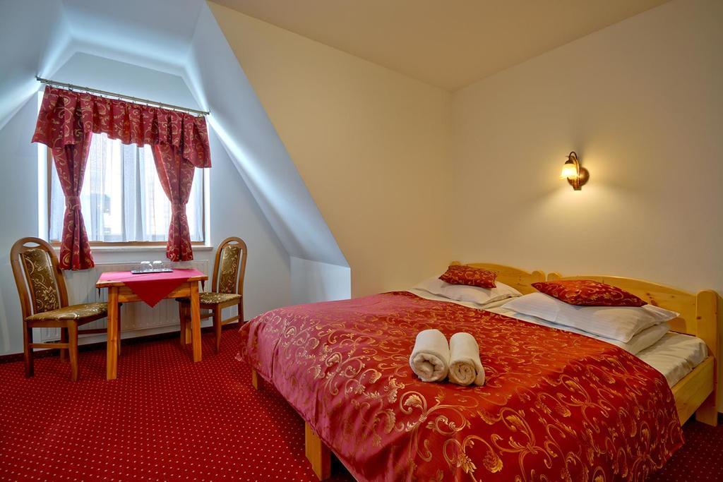 Homestay Pod Tatrami 2 - Swietna Lokalizacja, Obok Przystanku Busa Oraz Restauracji, Duzy Parking